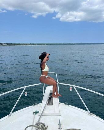 Ashley Cunningham Nude Leaks OnlyFans Photo 2