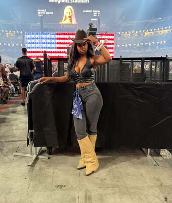 Ashley Cunningham Nude Leaks OnlyFans Photo 16