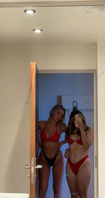 Chloe Burns Nude Leaks OnlyFans Photo 55