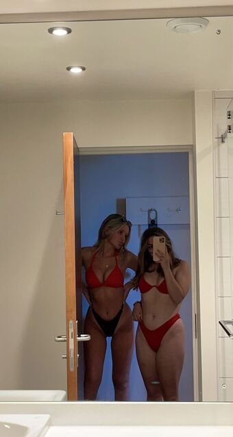 Chloe Burns Nude Leaks OnlyFans Photo 56