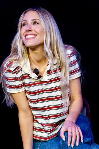 Lisa Gilroy Nude Leaks OnlyFans Photo 42