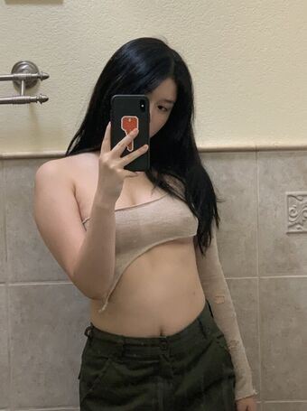 mobilesuitsam Nude Leaks OnlyFans Photo 3