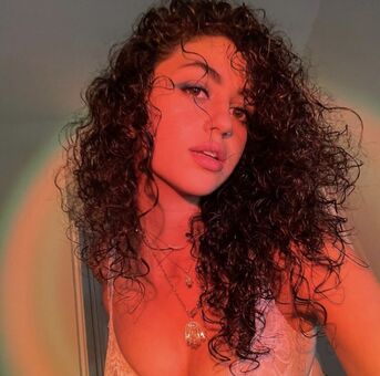 Maya Abdallah Nude Leaks OnlyFans Photo 32