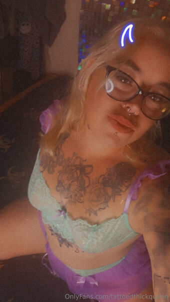 tattoedthickqueen Nude Leaks OnlyFans Photo 9