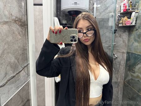 emmyxi Nude Leaks OnlyFans Photo 34