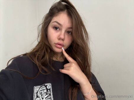 emmyxi Nude Leaks OnlyFans Photo 31