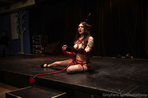 hellafoxxy Nude Leaks OnlyFans Photo 17