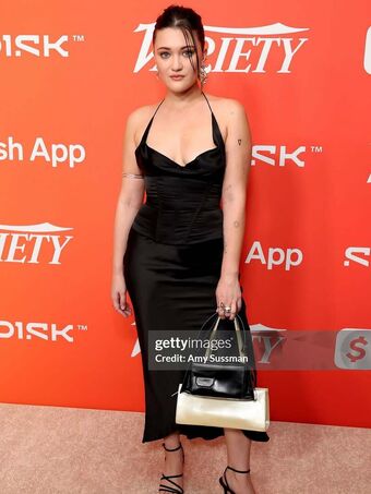 Isa Briones Nude Leaks OnlyFans Photo 6