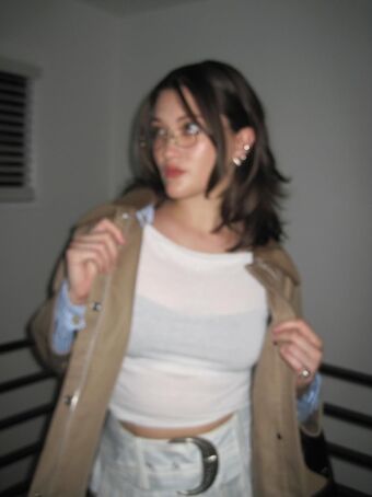 Isa Briones Nude Leaks OnlyFans Photo 9