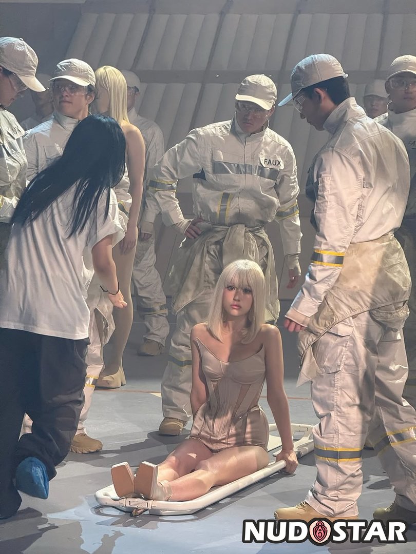 Jeon_Somi Leaked Photo 4