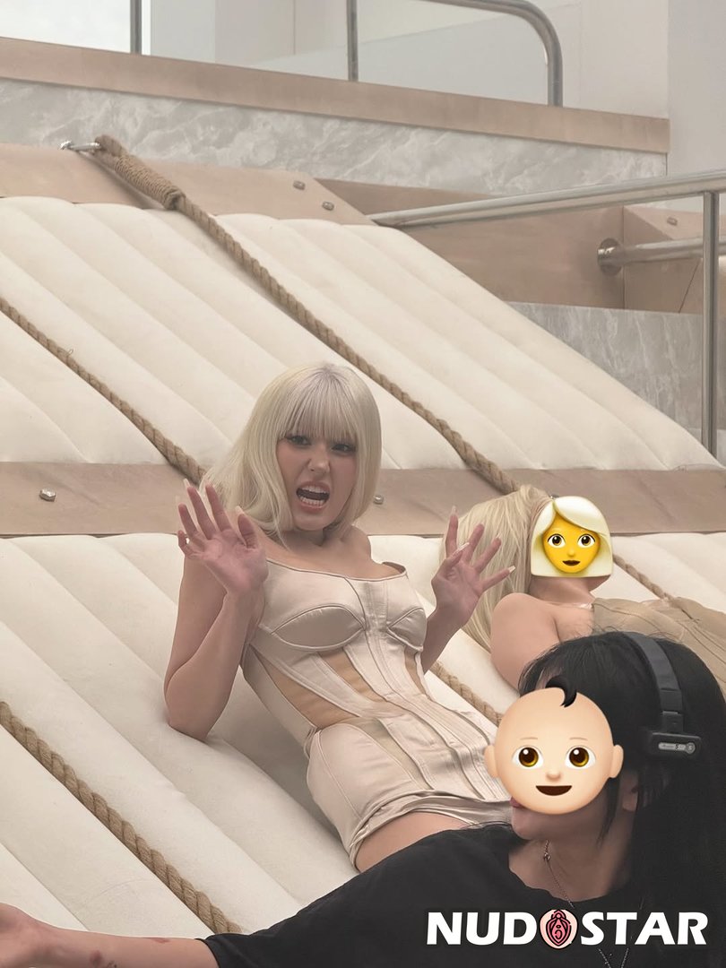 Jeon_Somi Leaked Photo 12