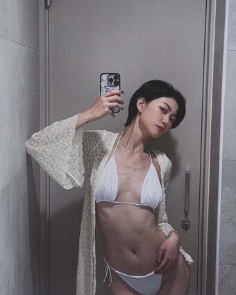 shu_olivia1104 Nude Leaks OnlyFans Photo 4