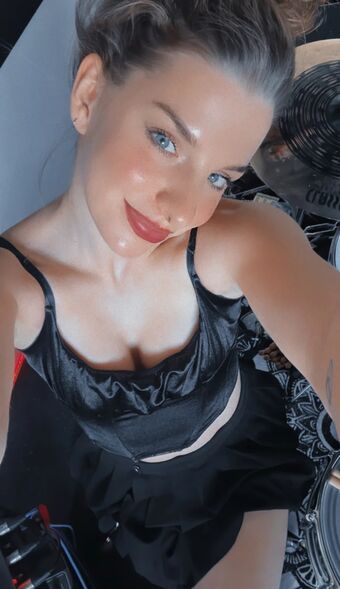 Raja Meissner Nude Leaks OnlyFans Photo 25