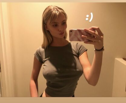 Smilla Gyldion Nude Leaks OnlyFans Photo 8