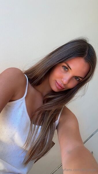 alia.angel Nude Leaks OnlyFans Photo 2