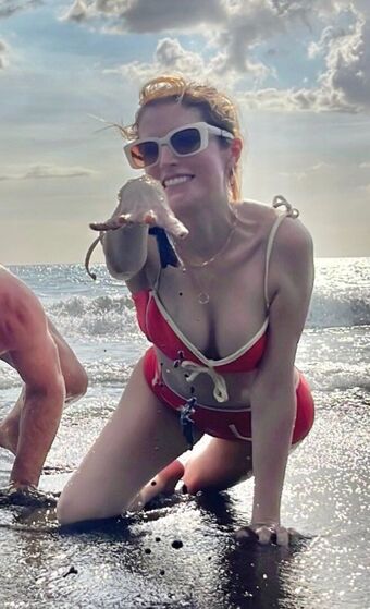 Anna-kendrick Nude Leaks OnlyFans Photo 463