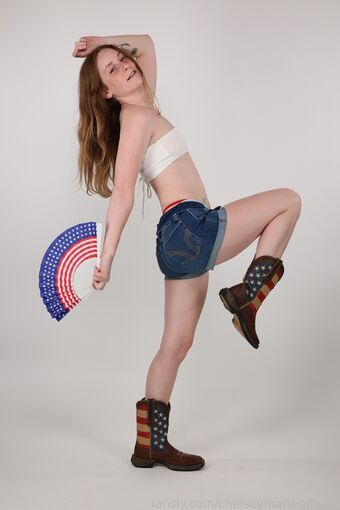 chelseymarieofficial Nude Leaks OnlyFans Photo 13