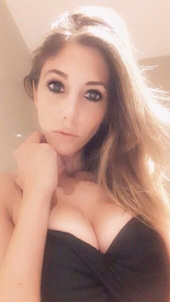 Daniela Fortinera Nude Leaks OnlyFans Photo 20