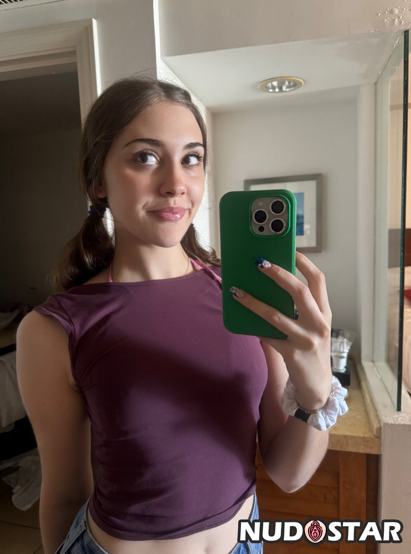 F_Iona Leaked Photo 16