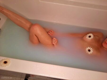 Lilah Rose Nude Leaks OnlyFans Photo 3