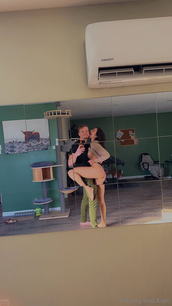 hayley.and.kian Nude Leaks OnlyFans Photo 16