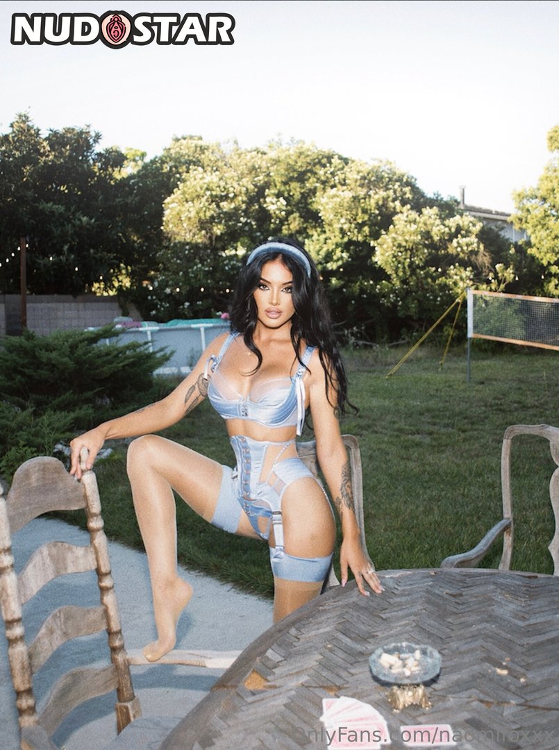 Naomifoxxx Leaked Photo 16