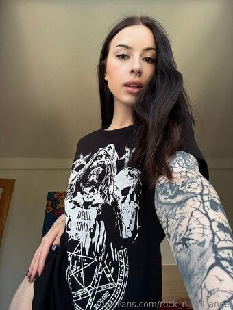 rock_n_roll_angel Nude Leaks OnlyFans Photo 28
