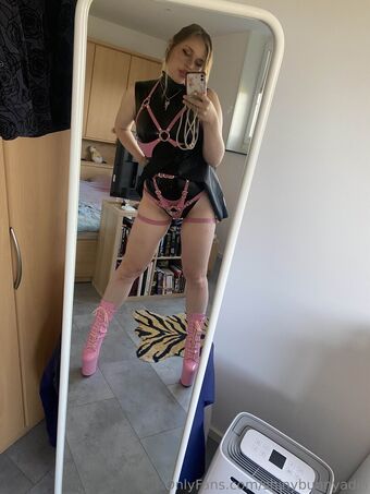 shinybunnyadia Nude Leaks OnlyFans Photo 11