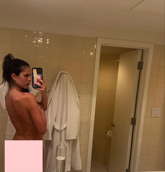 Amelia Hamlin Nude Leaks OnlyFans Photo 17