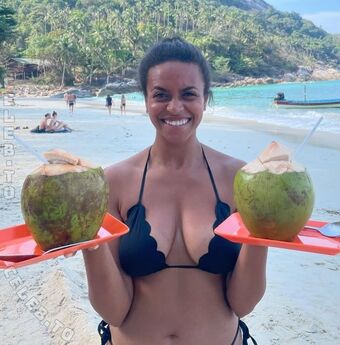 Aminata Belli Nude Leaks OnlyFans Photo 2