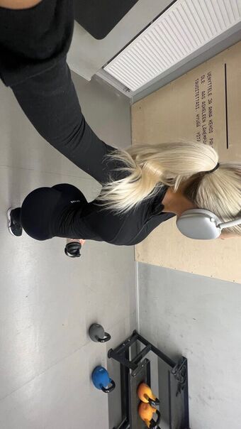 Annagretaaaa Nude Leaks OnlyFans Photo 43