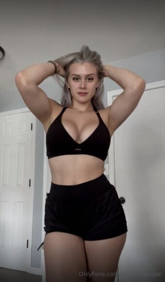 Gainsbygoose Nude Leaks OnlyFans Photo 31