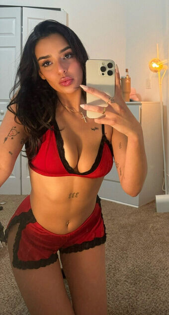 Luannalunaaa Nude Leaks OnlyFans Photo 13