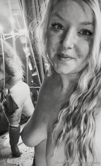 Mack Lana McCarty Nude Leaks OnlyFans Photo 21