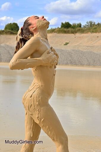 sudus.fm Nude Leaks OnlyFans Photo 53