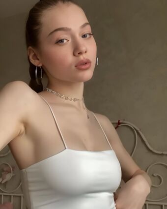 oki.sele Nude Leaks OnlyFans Photo 4