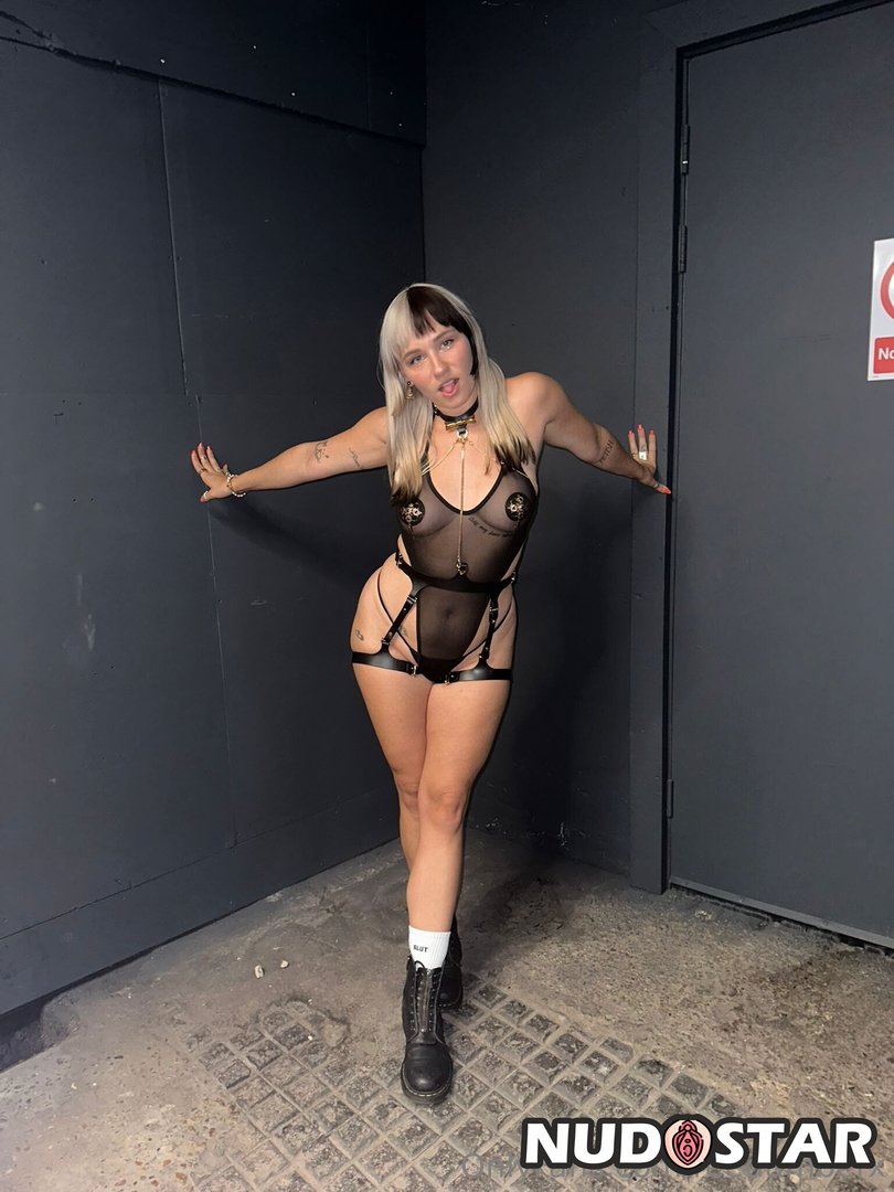 Reedamberx Leaked Photo 11