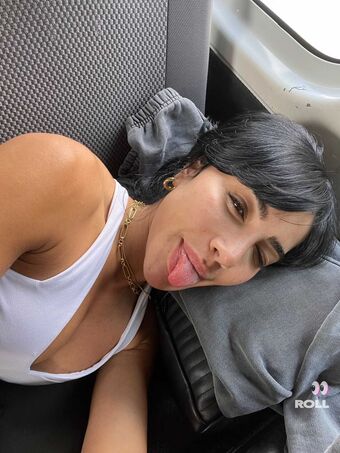 Sara Hesri Nude Leaks OnlyFans Photo 20