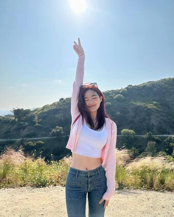 Sarah Hwang Nude Leaks OnlyFans Photo 92