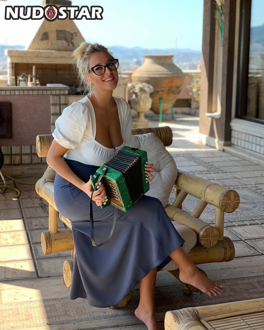 Xhulia_Nio Leaked Photo 9