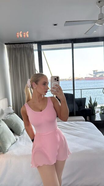 Amy.Louise.lee Nude Leaks OnlyFans Photo 52