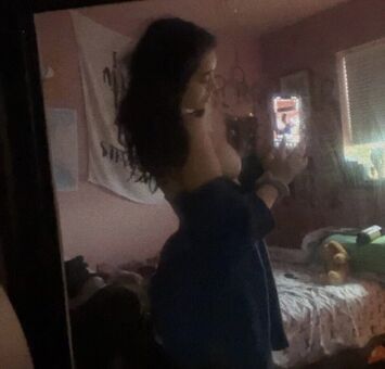 arii3lly Nude Leaks OnlyFans Photo 4