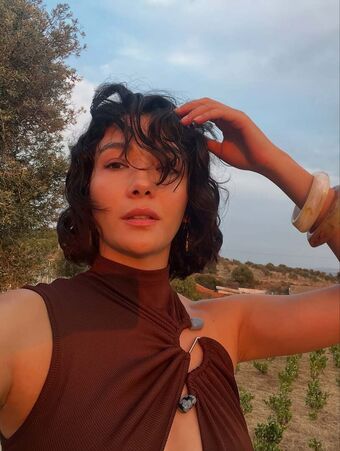 Aybüke Pusat Nude Leaks OnlyFans Photo 13