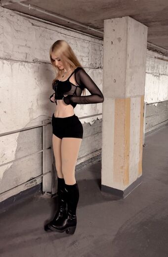 Snuzu Nude Leaks OnlyFans Photo 17