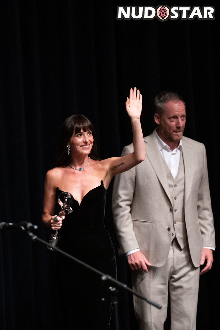 Dakota_Johnson Leaked Photo 7