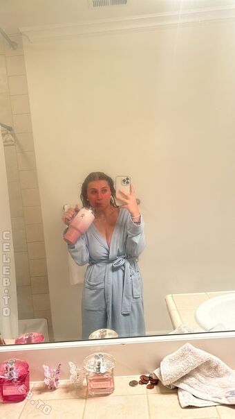 Emiglia Bader Nude Leaks OnlyFans Photo 12