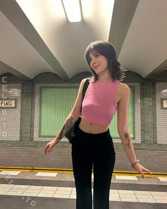 typicallylotti Nude Leaks OnlyFans Photo 9