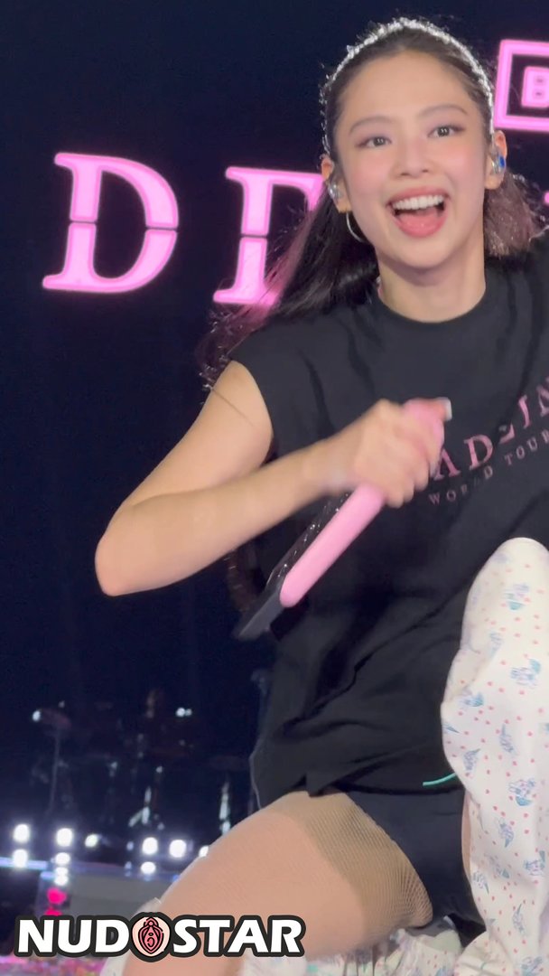 Jennie_Blkpik Leaked Photo 17