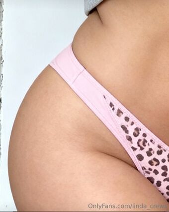 Linda Crews Nude Leaks OnlyFans Photo 34