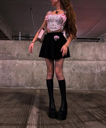 macie_br0wn Nude Leaks OnlyFans Photo 3